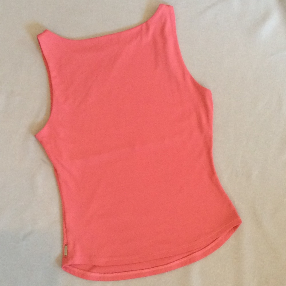 Guess Top - Picture 2 of 2